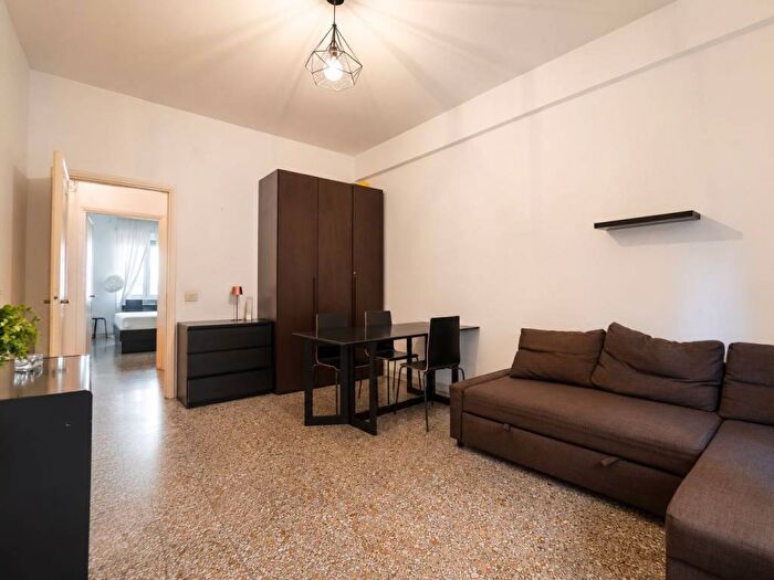 Appartamento bilocale in affitto in Via Tolero, Africano Villa Chigi, Roma
