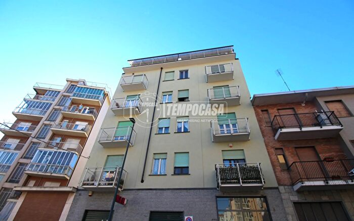 Appartamento trilocale in vendita in Via Sebastiano Taricco, Torino