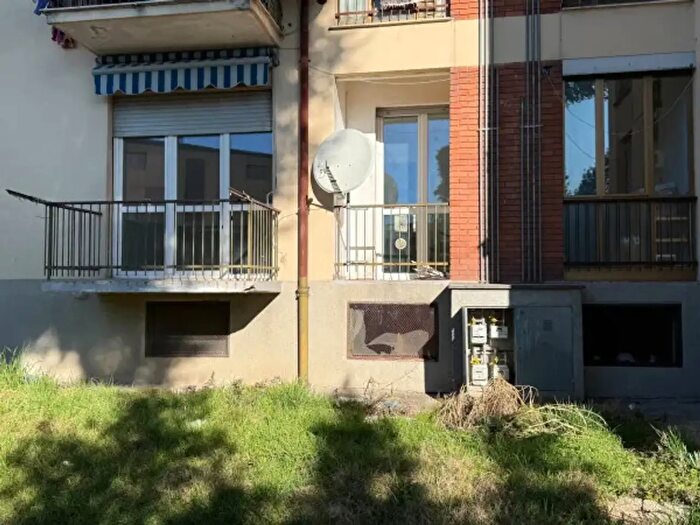 Appartamento trilocale in vendita in Via Montello, Cantu