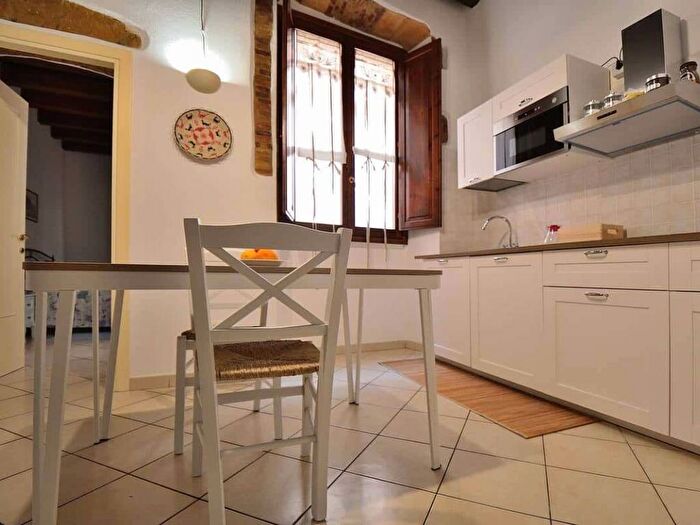 Appartamento bilocale in affitto in Via Napoli, Marina, Cagliari