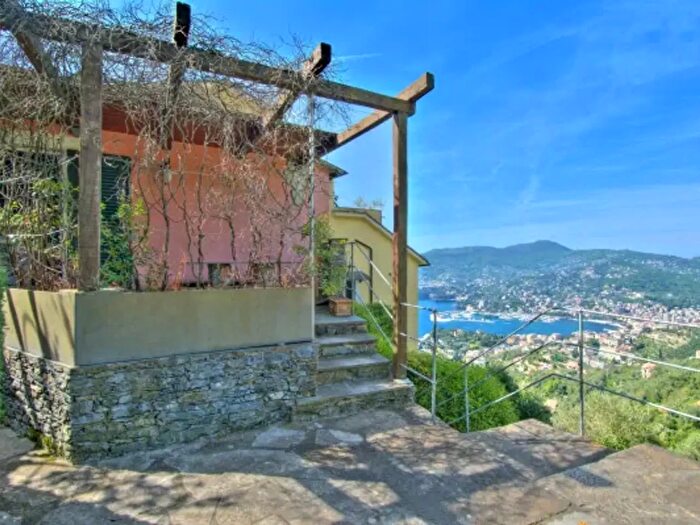 Appartamento bilocale in vendita in Via San Bernardo, Zoagli