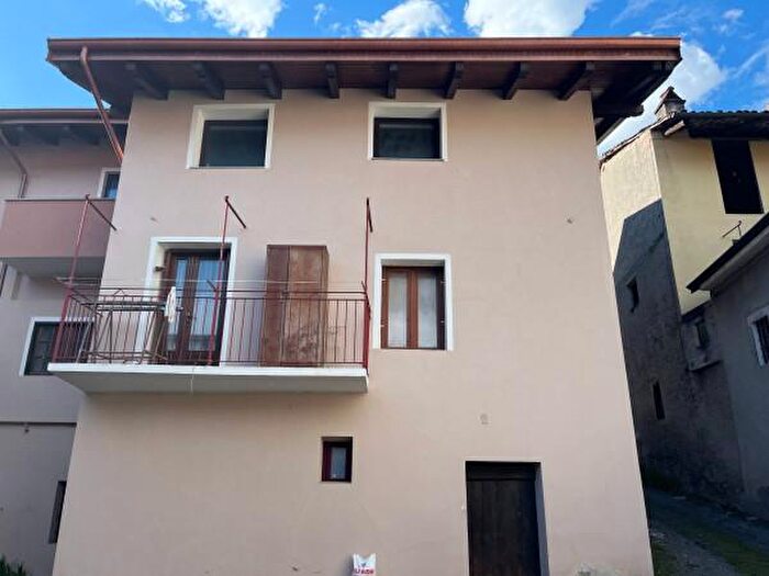 Appartamento quadrilocale in vendita in Via E l Barella, Chiusa Di San Michele