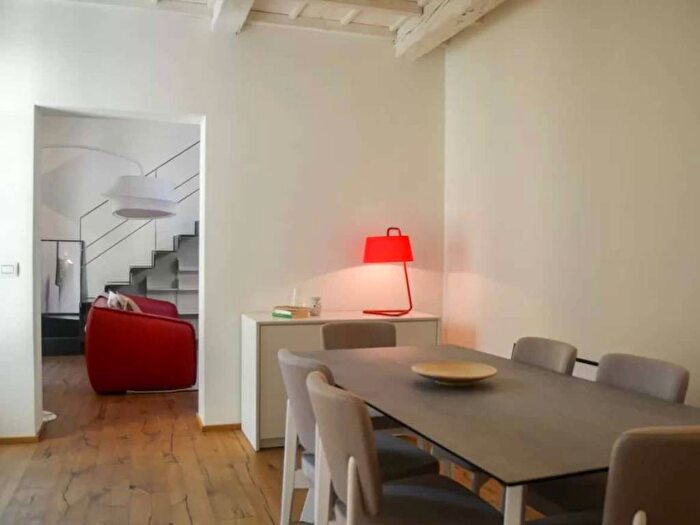 Appartamento quadrilocale in affitto in Via Santa Maria Fulcorina, Carrobbio, Milano