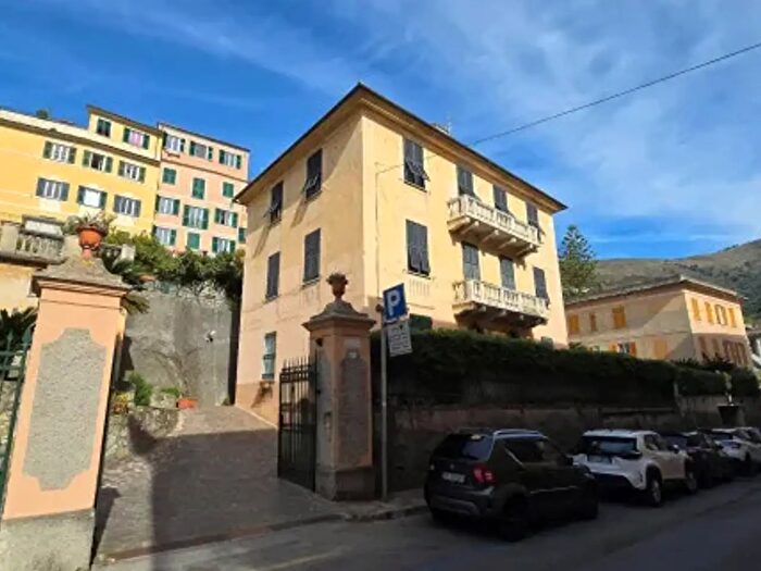 Appartamento quadrilocale in vendita in Via Giuseppe Mazzini, Bogliasco
