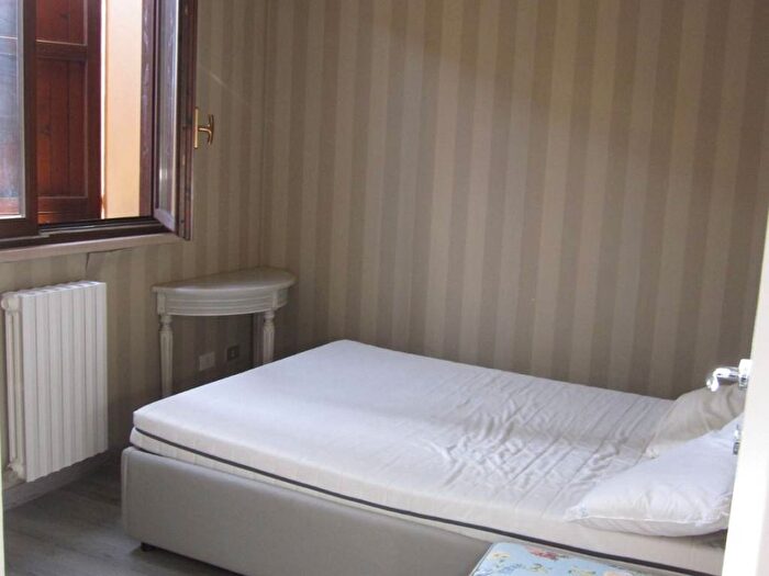 Appartamento bilocale in affitto in Via Omobono Tenni, Coviolo Roncina, Reggio Emilia