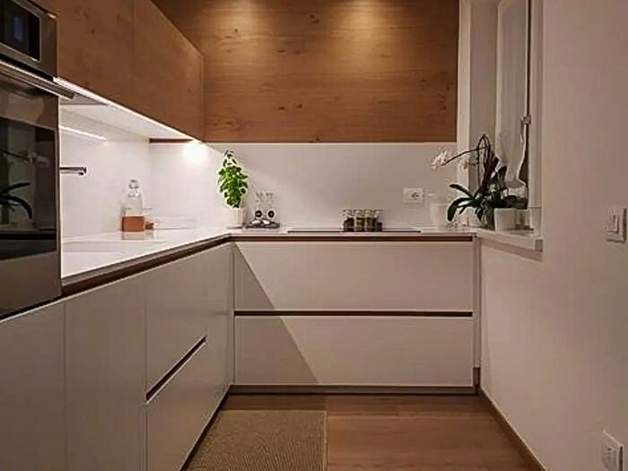 Appartamento trilocale in vendita in Via Eleonora Duse, Verona