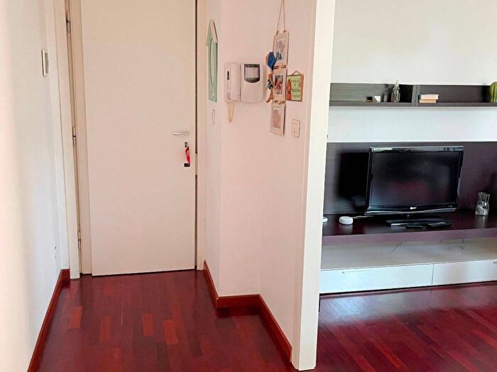 Appartamento trilocale in affitto in Via Medeghino, Chiesa Rossa, Milano