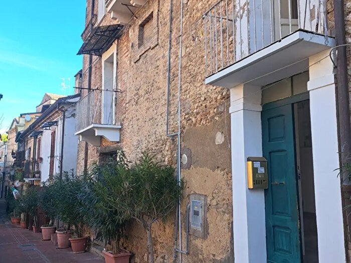 Appartamento quadrilocale in vendita in Largo Malvò, Lanciano