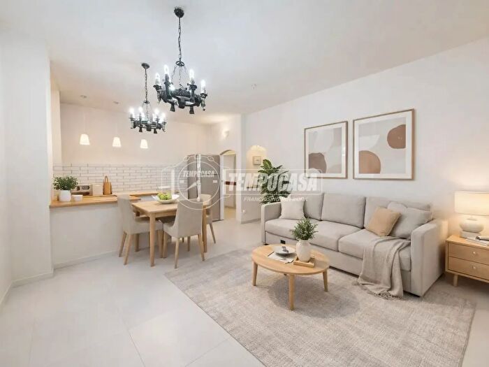 Appartamento bilocale in vendita in Via Gaetano Salvemini, Milano