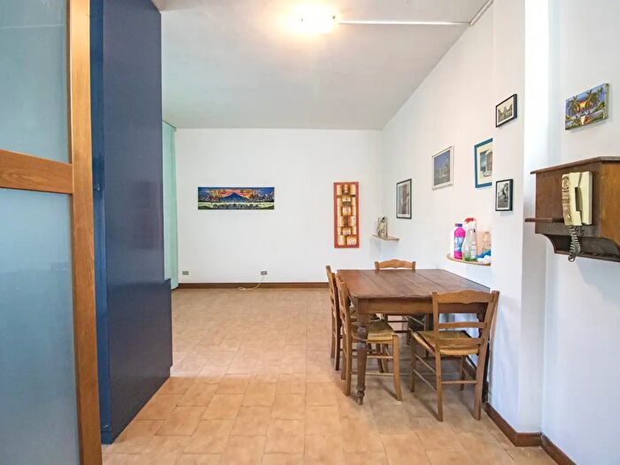 Appartamento trilocale in vendita in Prato