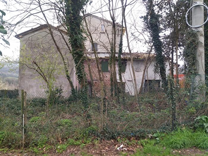 Casa in vendita in Novafeltria Rn, Novafeltria