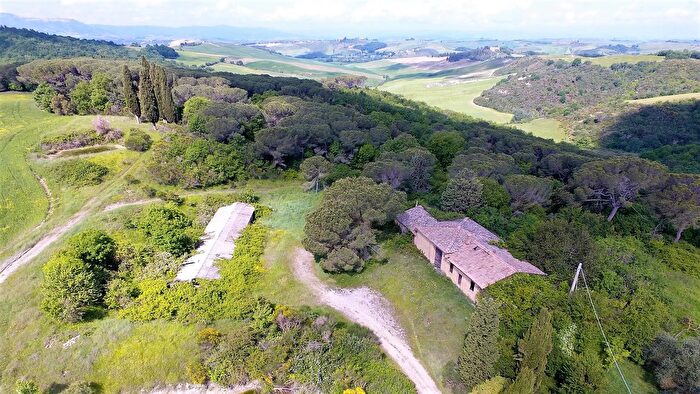 Casa in vendita in Pienza
