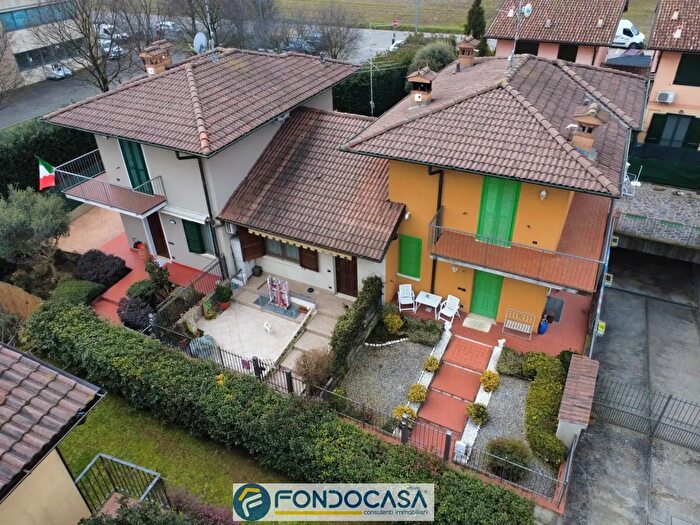 Appartamento bilocale in vendita in Via Piave, Maclodio