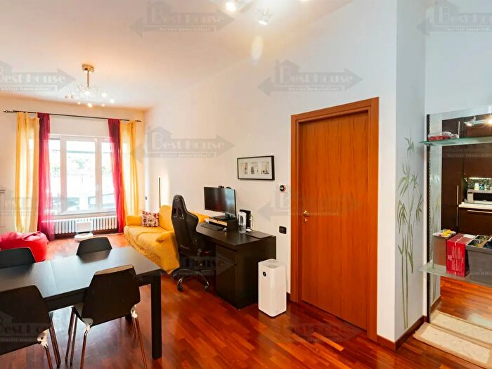 Appartamento bilocale in affitto in Via Pastorelli, Milano