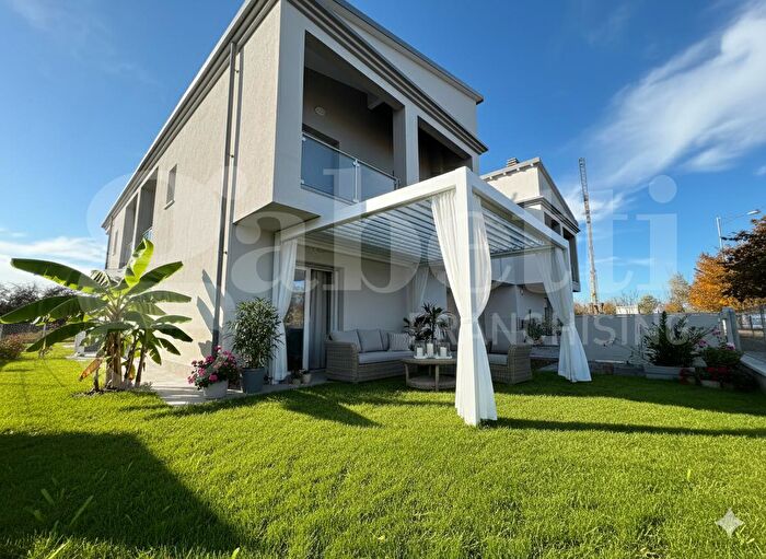 Casa quadrilocale in vendita in Via Rino Pezzoli Snc, Malalbergo