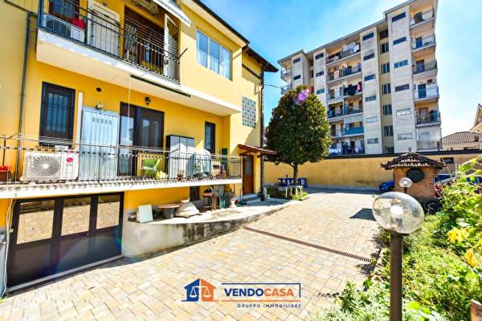 Case in Vendita e in Affitto - 2