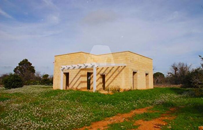 Casa trilocale in vendita in Strada Comunale Schifazzi Leopoldi, Salve