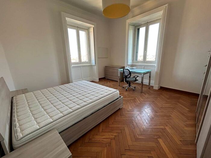 Appartamento trilocale in affitto in Via Spartaco, Cadore, Milano