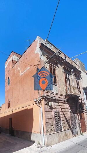 Casa con 5 locali in vendita in Via Quintino Sella Castelvetrano, Castelvetrano