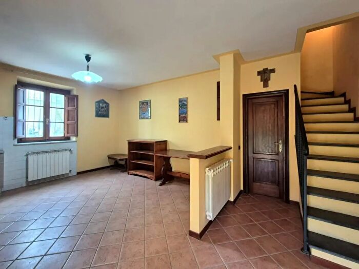Casa quadrilocale in vendita in dei Borelli, Lucca