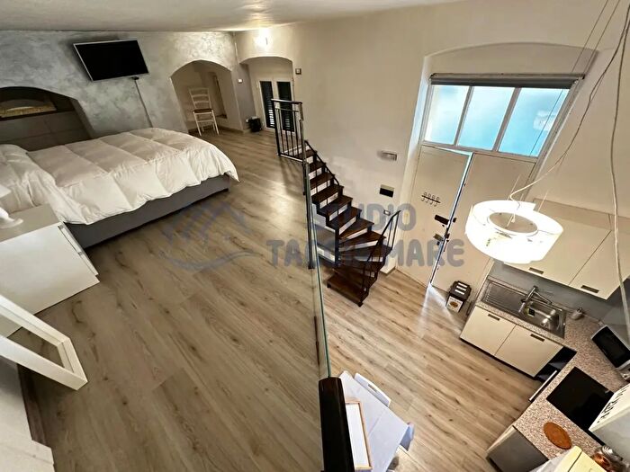 Appartamento bilocale in affitto in Via Visitazione, Sanremo