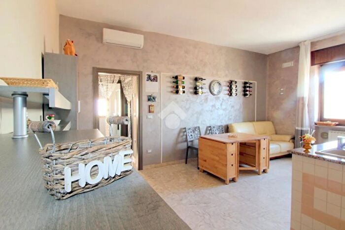 Appartamento trilocale in vendita in Viale Aldo Moro, Lucera