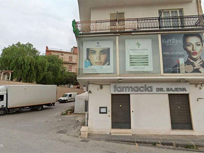 Appartamento trilocale in affitto in Favara