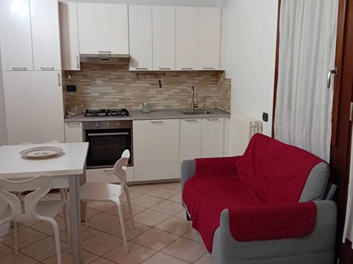 Appartamento bilocale in affitto in Via Strela, Ospedale Volturno, Parma