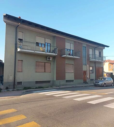 Appartamento trilocale in affitto in Via Leinì, Volpiano