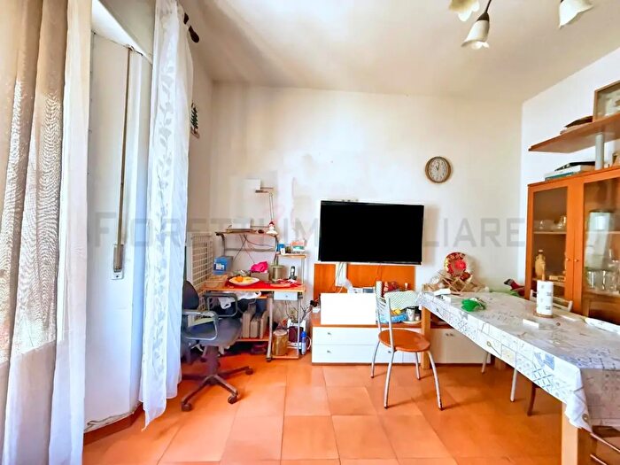 Appartamento trilocale in vendita in Campiglia Marittima