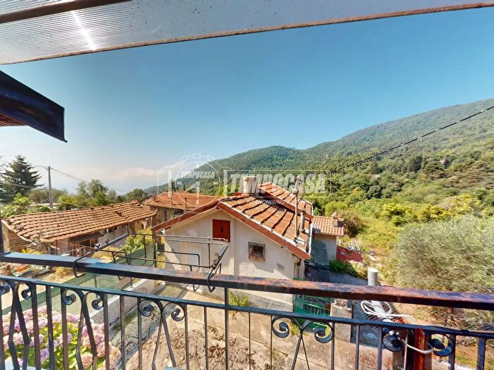 Appartamento trilocale in vendita in Strada Senatore Ernesto Marsaglia, Sanremo