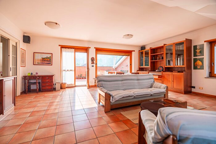 Appartamento con 5 locali in vendita in Via delle Pietre, San Mauro Torinese