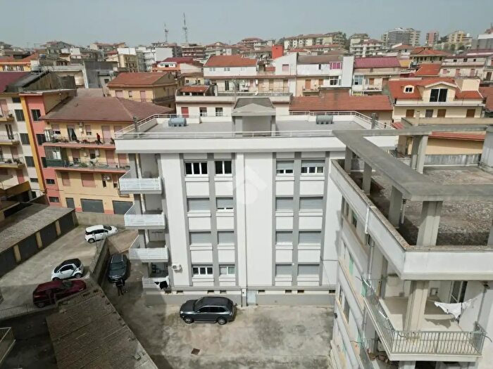 Appartamento con 6 locali in vendita in Via Plebiscito, Ragusa