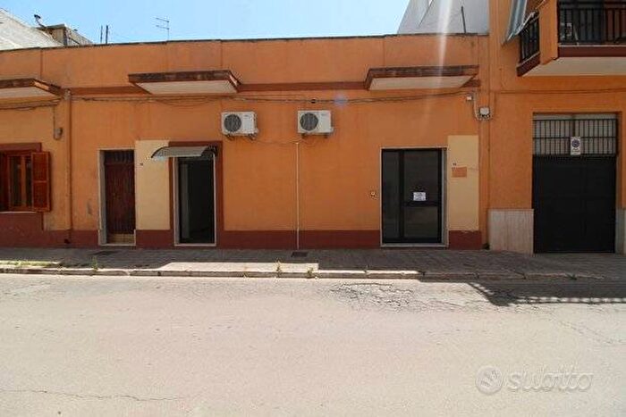 Appartamento quadrilocale in affitto in Via Abruzzi Grottaglie TA Italia, Grottaglie