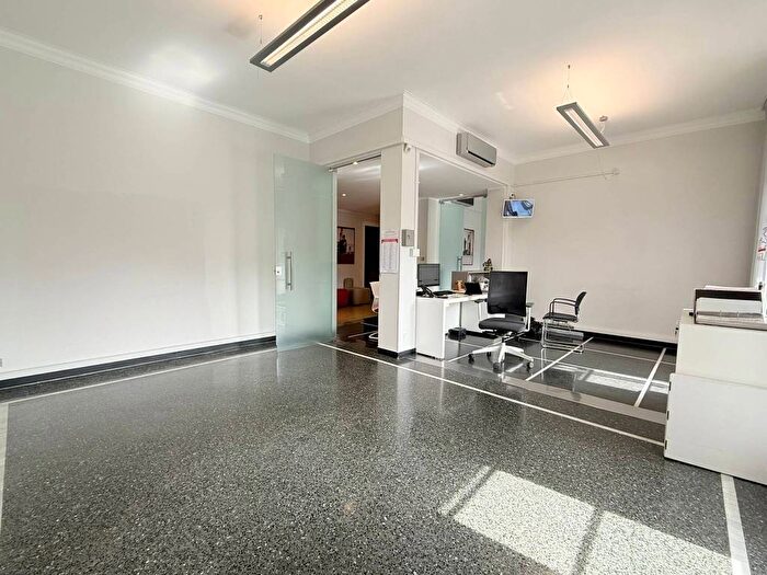 Appartamento con 6 locali in affitto in Piazza Leonardo Da Vinci, Albaro, Genova