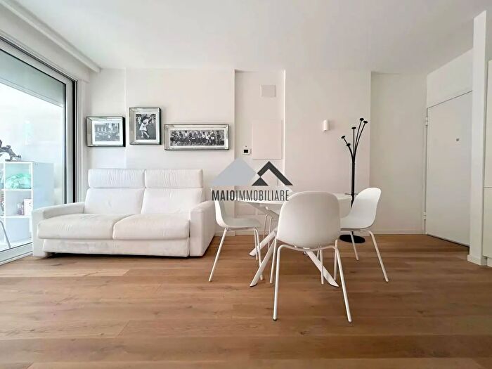 Appartamento trilocale in vendita in Viale Castrocaro, Riccione