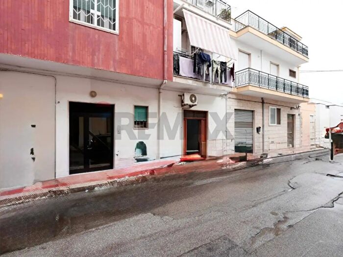 Appartamento trilocale in vendita in Via SM Addante, Triggiano