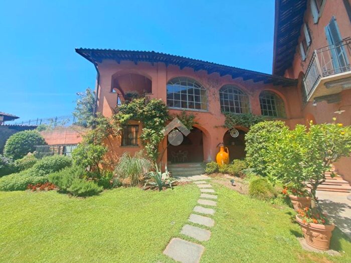 Casa quadrilocale in affitto in Via Guglielmo Mosca, Dorzano