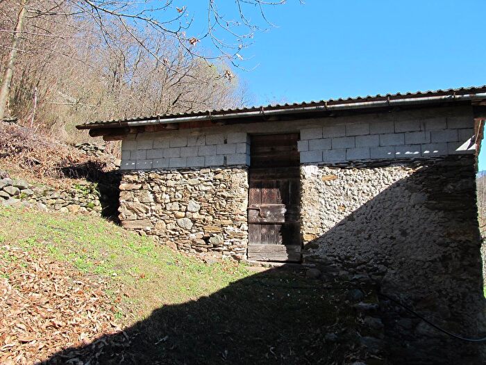 Casa quadrilocale in vendita in Teglio