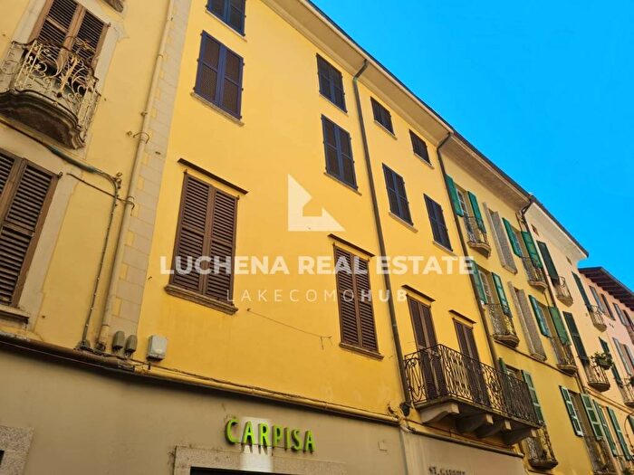 Appartamento bilocale in affitto in Via Indipendenza, Centro Storico, Como