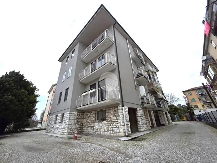 Appartamento trilocale in vendita in Via Tommaso Salsa, Treviso