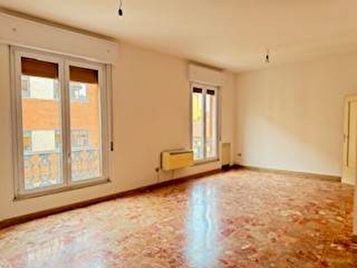 Appartamento con 5 locali in affitto in Piazza dellOtto Agosto, Irnerio, Bologna