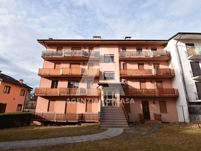 Appartamento bilocale in affitto in Viale Giuseppe Garibaldi, Centro, Asiago