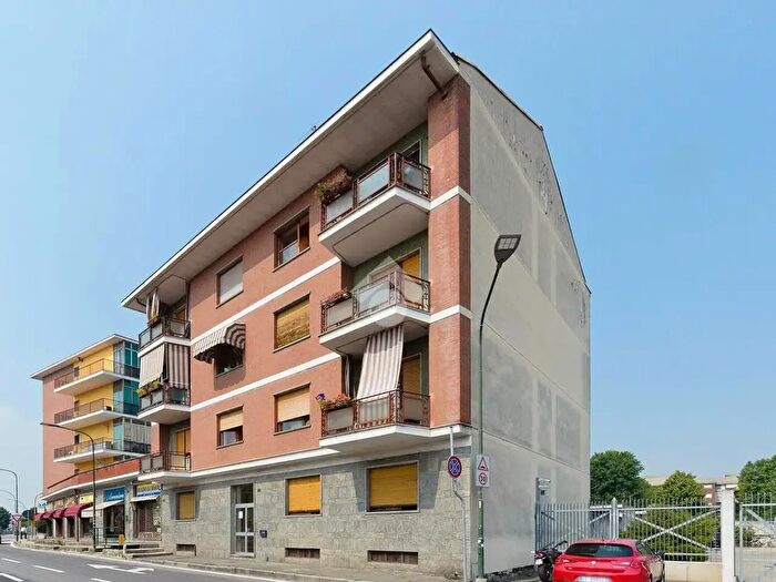 Appartamento trilocale in vendita in Via Montegrappa, Orbassano