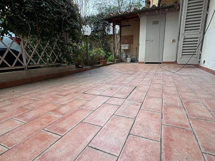 Appartamento quadrilocale in affitto in Via Vincenzo Cuoco, Le Cure, Firenze