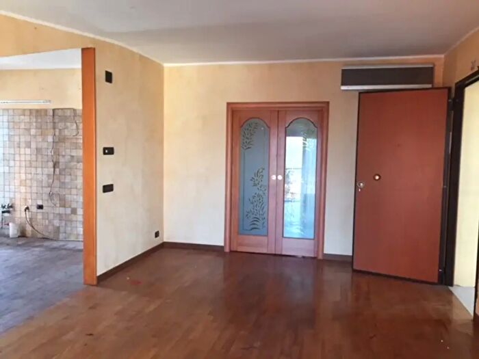 Appartamento trilocale in affitto in Via Europa, Sant'Angelo Romano