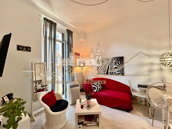 Appartamento bilocale in affitto in Via Orti, Milano
