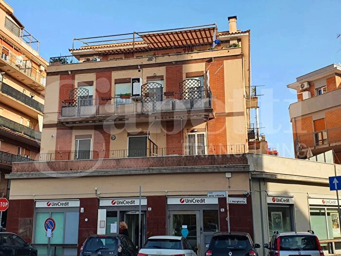 Appartamento trilocale in vendita in Via Duca degli Abruzzi, Ladispoli