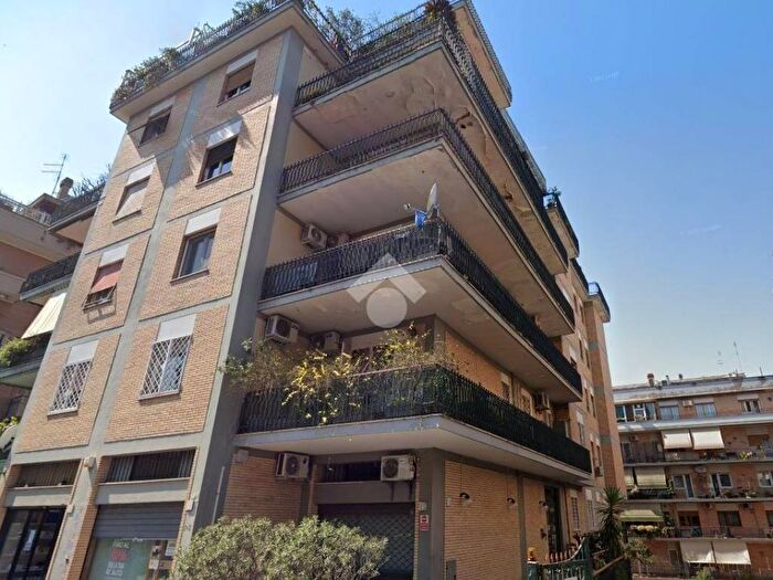 Appartamento trilocale in affitto in Via Federico De Roberto, Talenti Monte Sacro, Roma