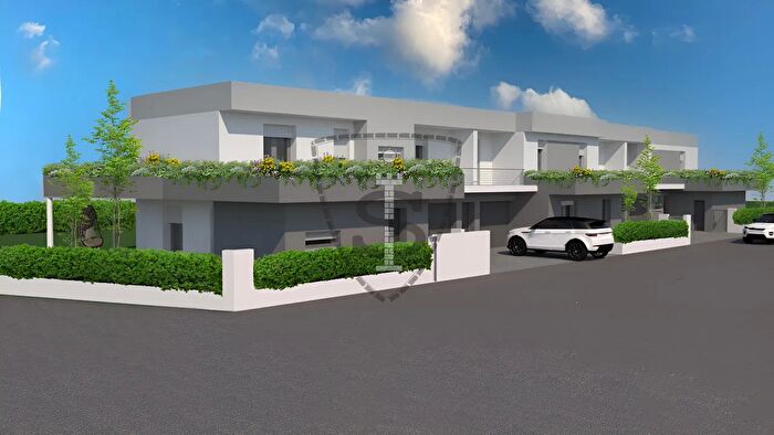 Casa trilocale in vendita in Via Cappuccini, Loria